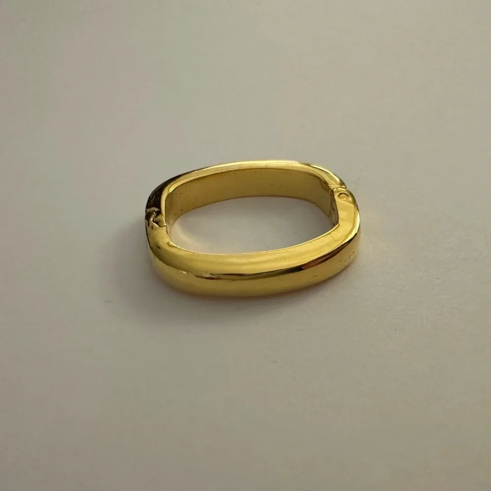 Elegant Gold Color Necklace Connector Clasp - Picture 1 of 3